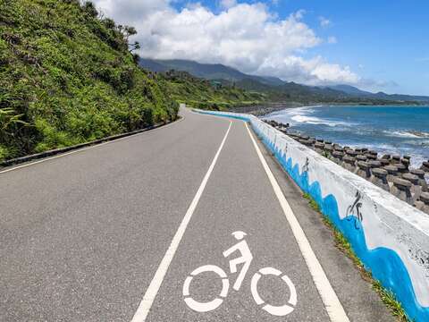 八嗡嗡海岸